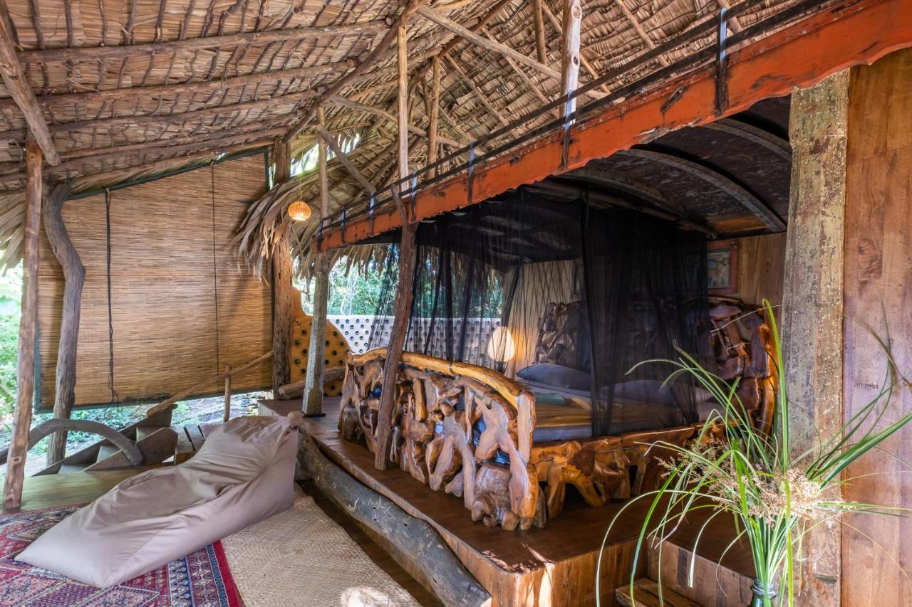 Вилла Banyan Camp Hambegamuwa Экстерьер фото