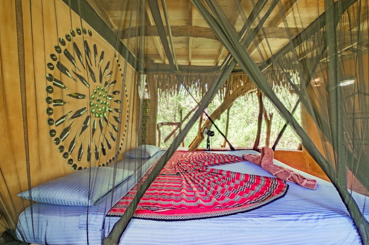 Вилла Banyan Camp Hambegamuwa Экстерьер фото